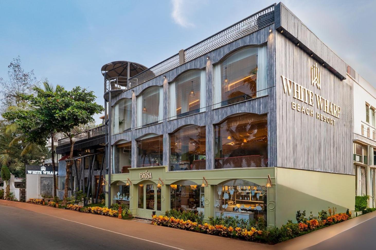 White Wharf Beach Resort Morjim Goa Exterior foto